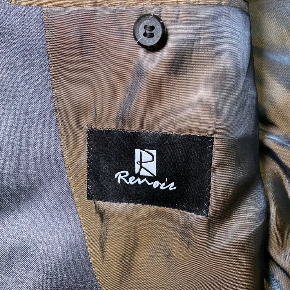 Ronni Nicole pre owned